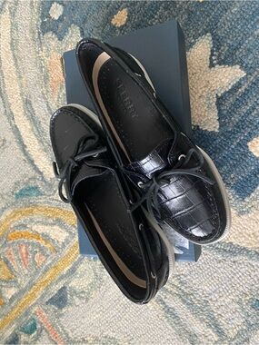 Sperry Black Leather Slip-On Loafers moccasins boat shoes White Sole new in box